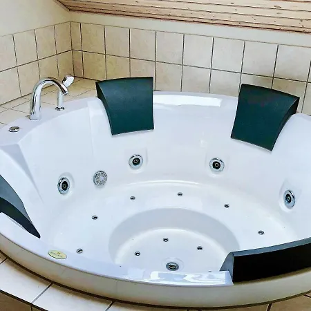 Tatil Evi Two-bedroom Holiday In Hornbaek 2 Rødby