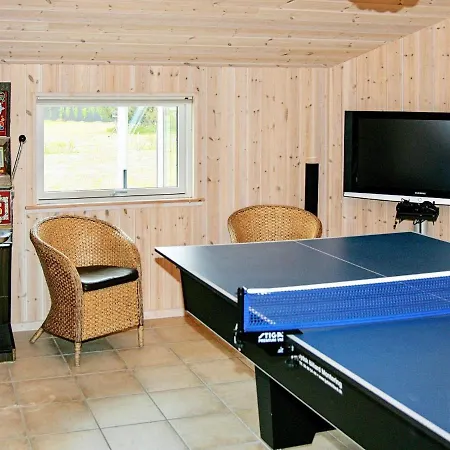 Tatil Evi Two-bedroom Holiday In Hornbaek 2