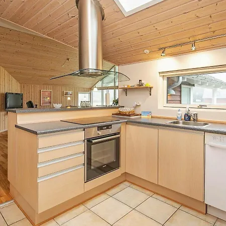 Two-bedroom Holiday In Hornbaek 2 Tatil Evi